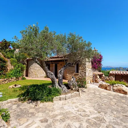Quercia Villa *